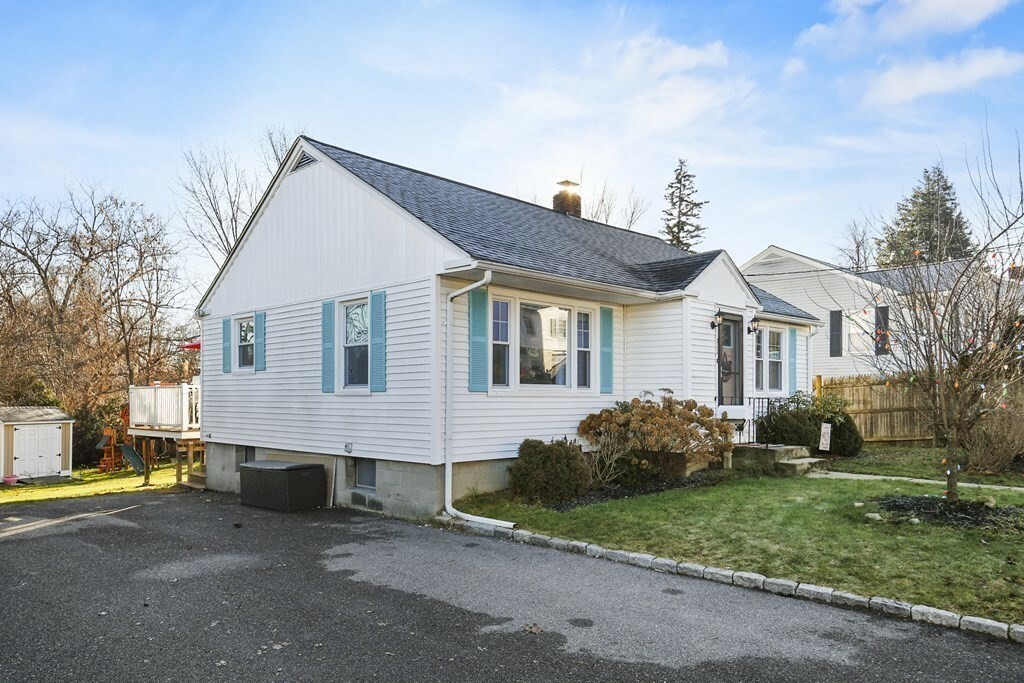 Property Photo:  211 Grove Avenue  MA 01453 