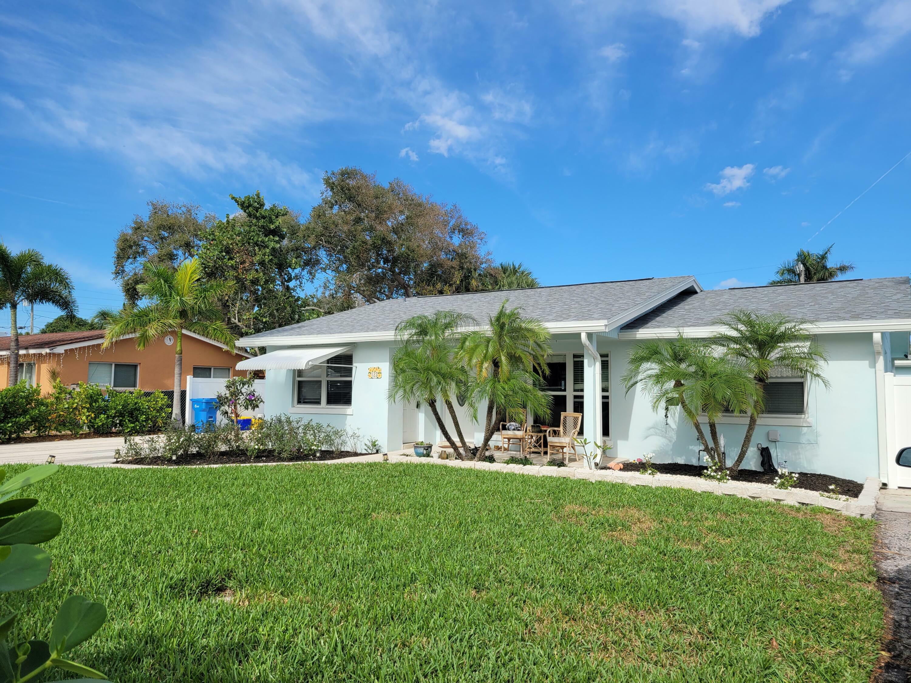 Property Photo:  123 Prospect Road  FL 33462 