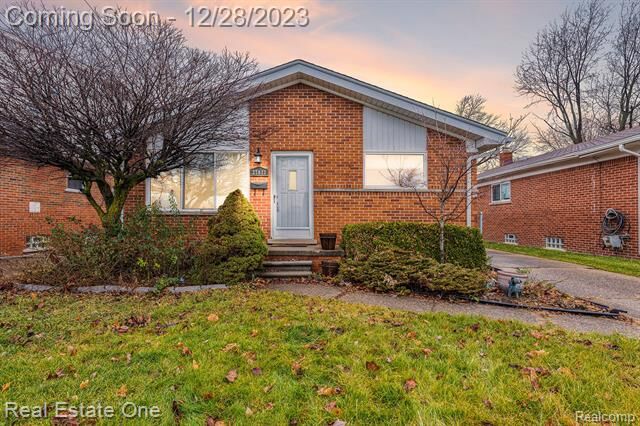 Property Photo:  27821 Joan Street  MI 48081 
