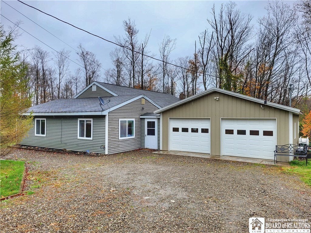 Property Photo:  970 Big Tree Sugar Grove Road  NY 14701 