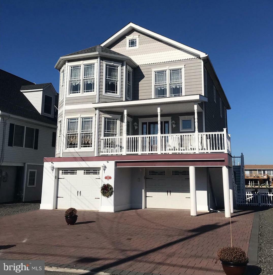 Property Photo:  182 Flamingo Road  NJ 08087 