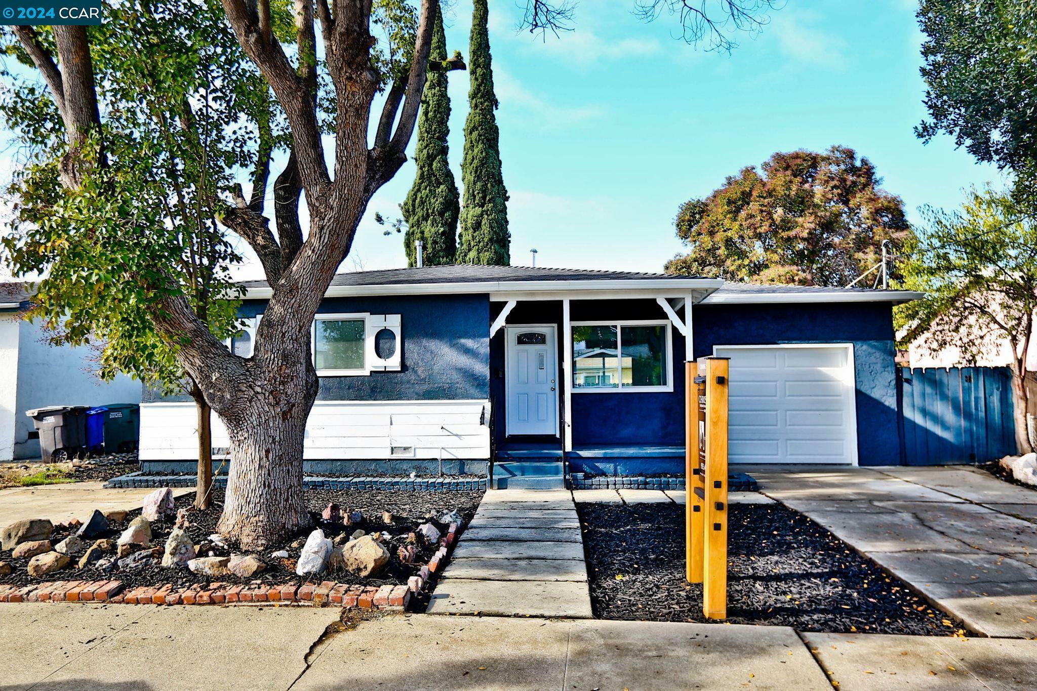 Property Photo:  260 Patricia Ave  CA 94565 