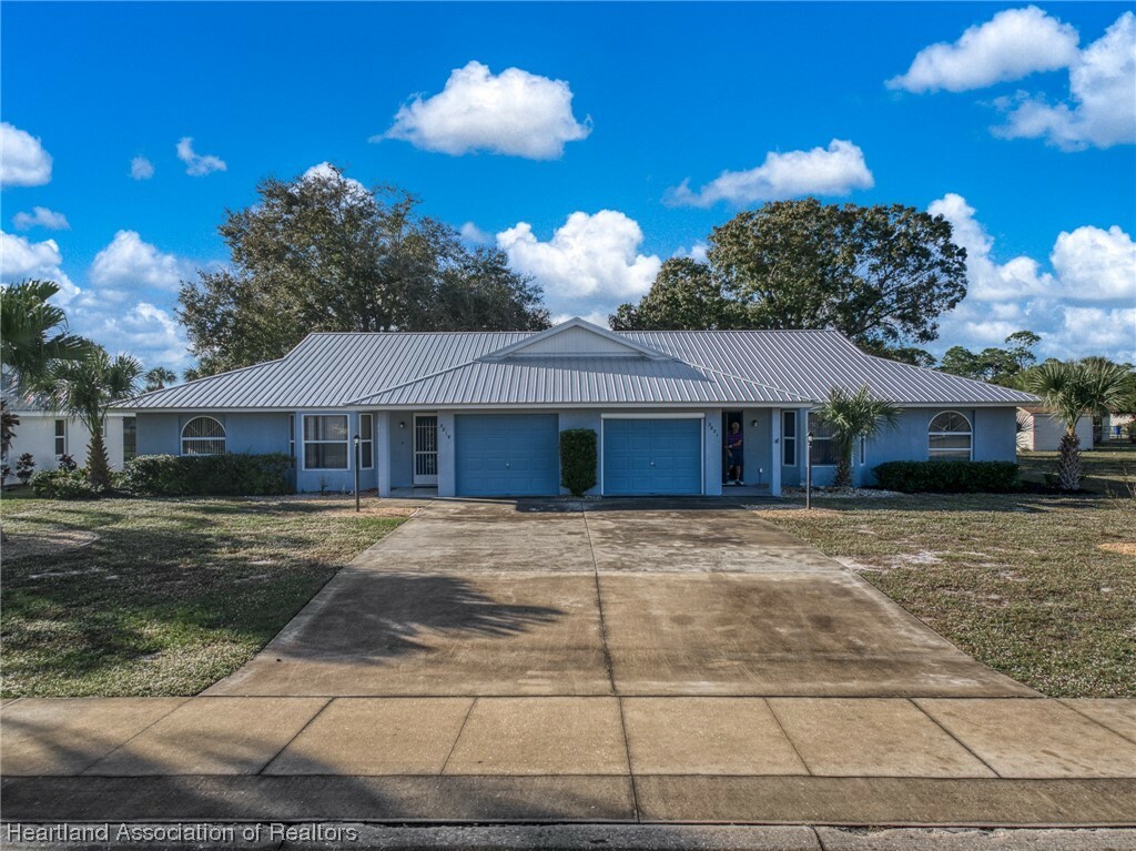 Property Photo:  3819 Ponce De Leon Boulevard  FL 33872 