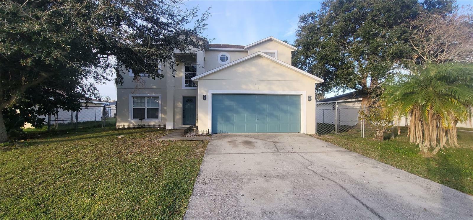 Property Photo:  617 Heraldo Court  FL 34758 