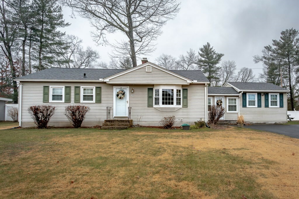 Property Photo: 38 Park Cir MA 01085