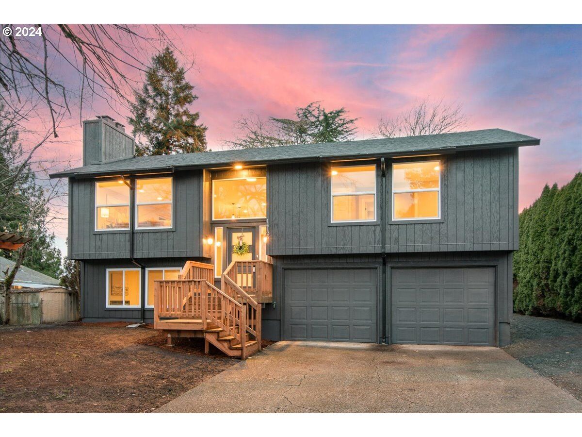 Property Photo: 14125 SE 11th St WA 98683
