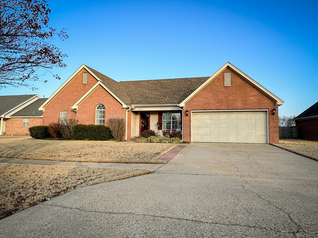 Property Photo:  519 Edgewood  AR 72364 