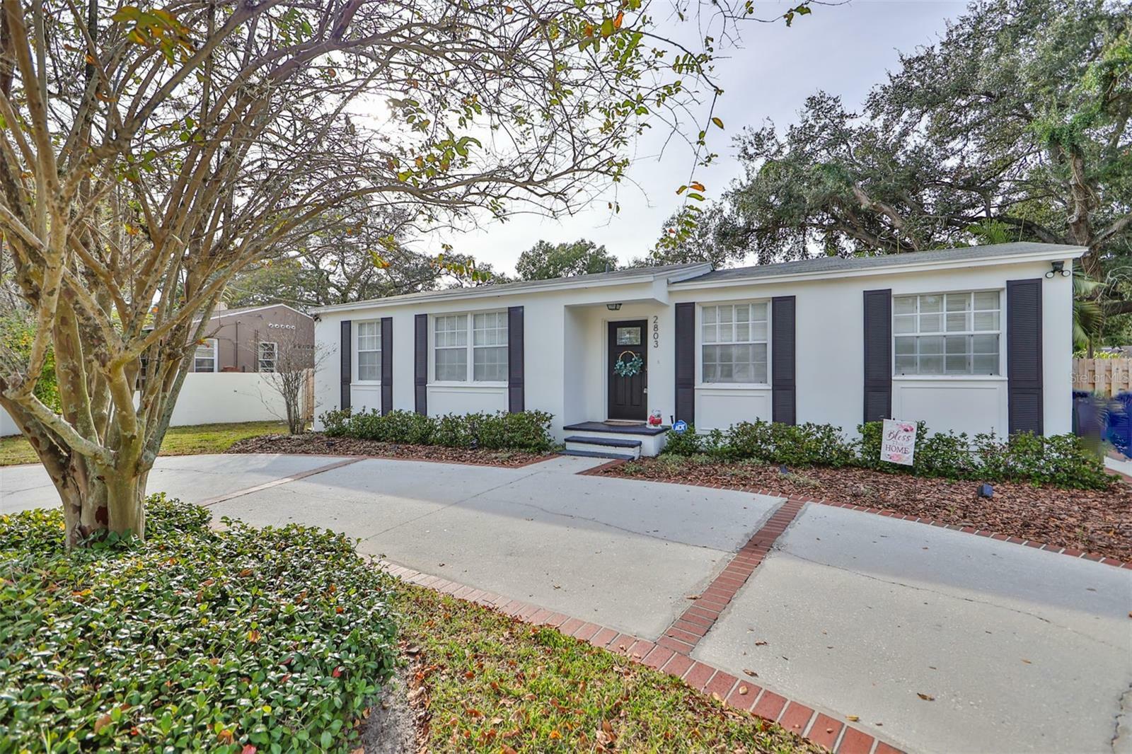 Property Photo:  2803 S Manhattan Avenue  FL 33629 