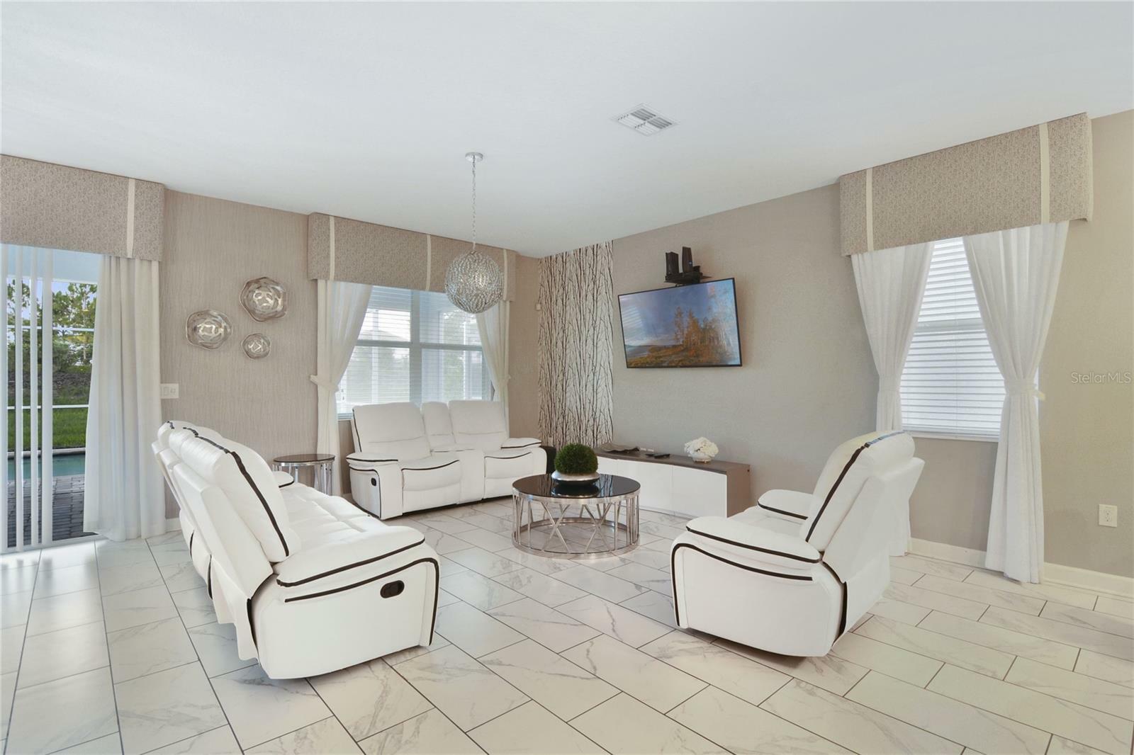 Property Photo:  8911 Stinger Drive  FL 33896 