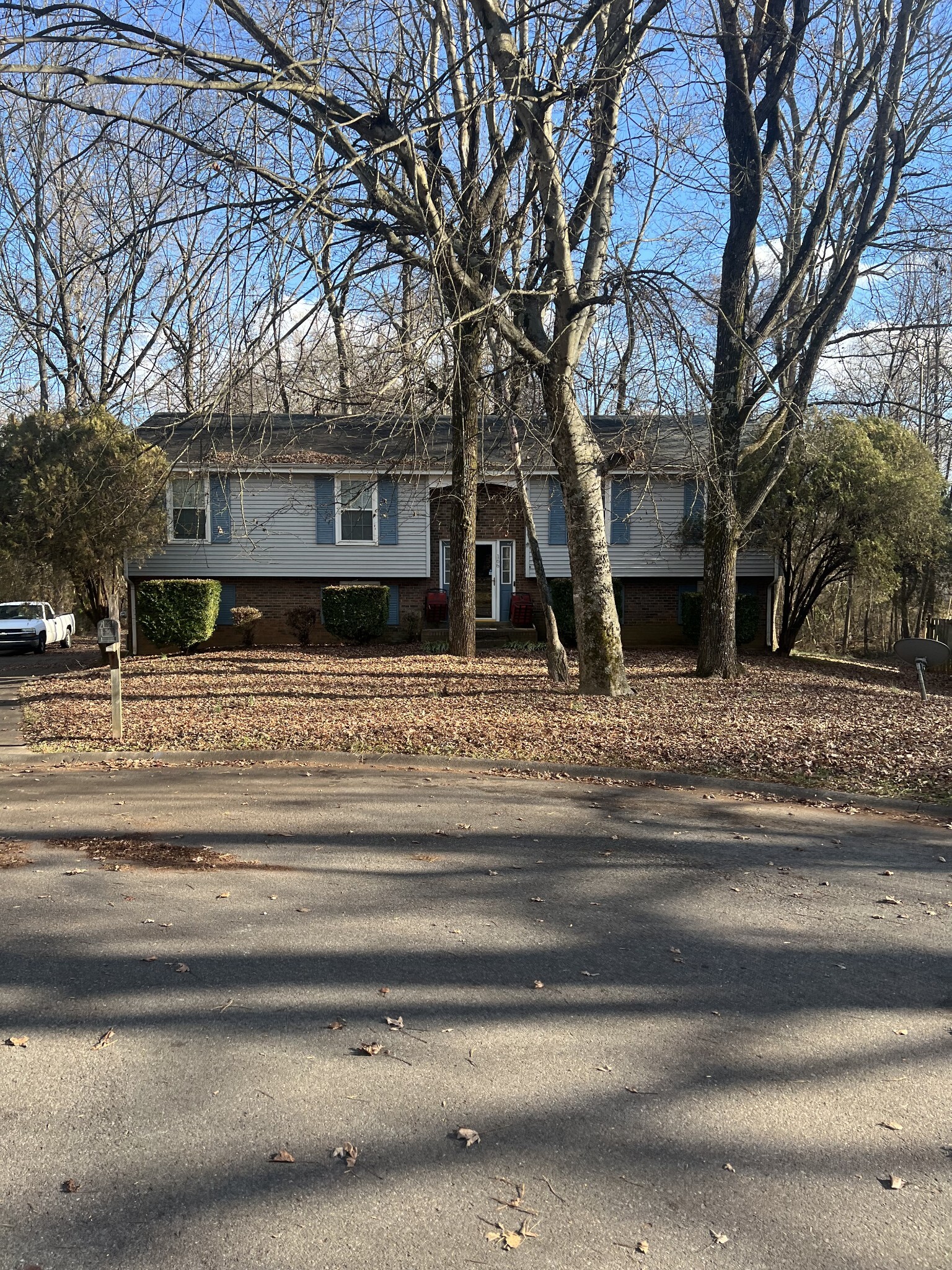 Property Photo:  166 Kirby Dr  TN 37042 