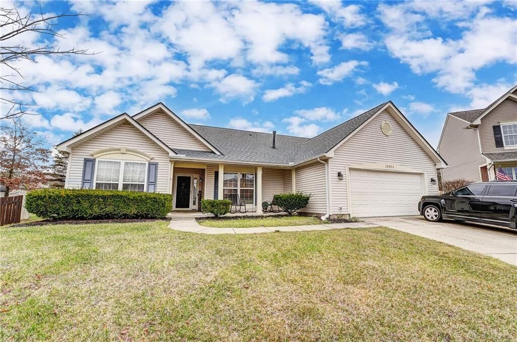 Property Photo: 10884 Blackbird Court OH 45342