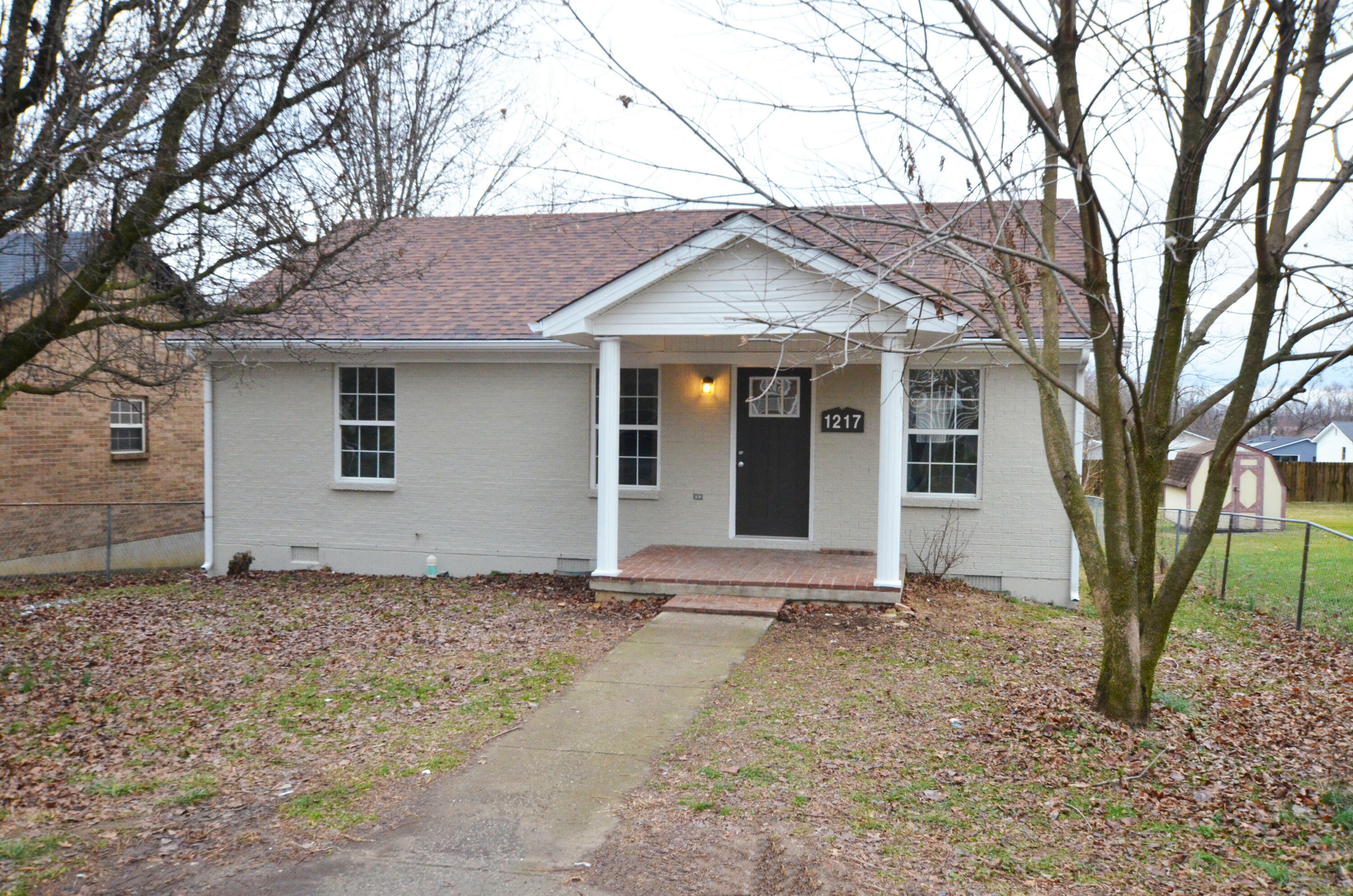 Property Photo:  1217 Irvine St  KY 40475 