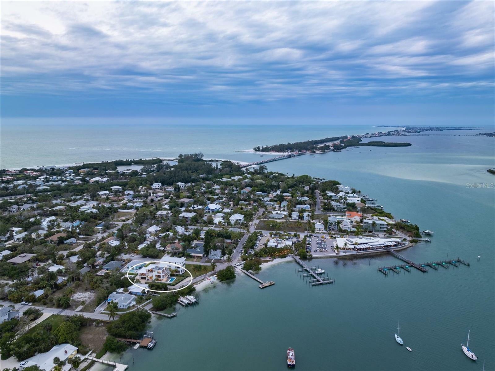 Property Photo: 6941 Bayside Drive FL 34228