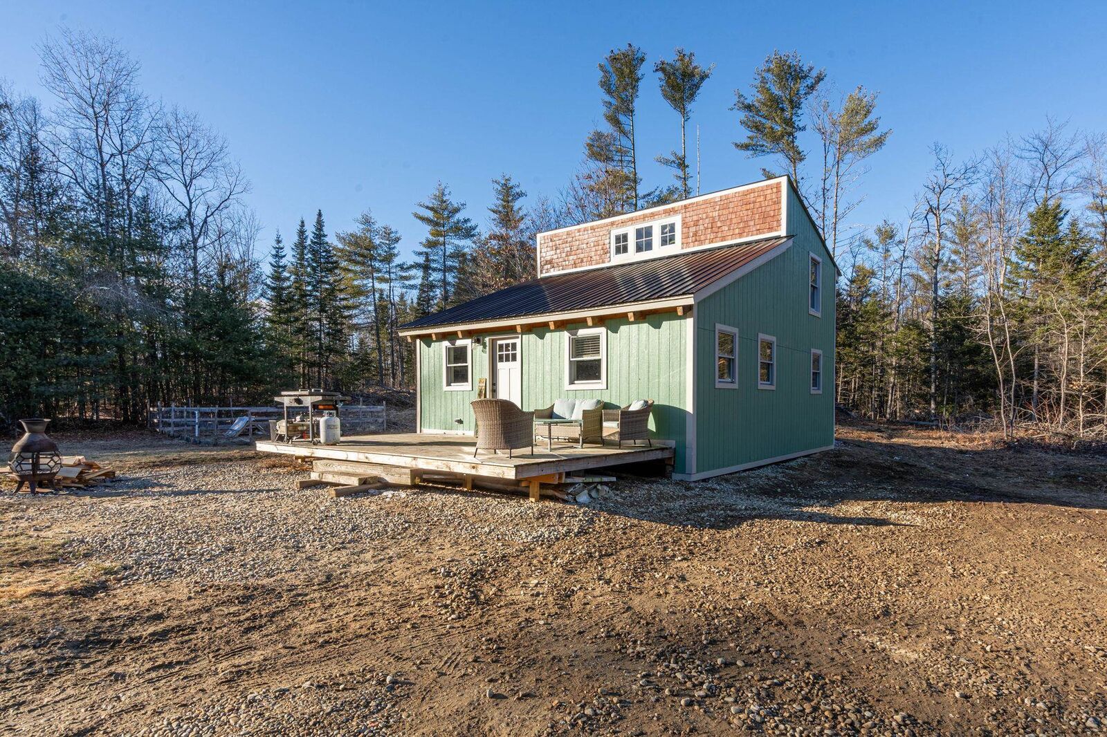 Property Photo:  46 Courtland Drive  NH 03230 