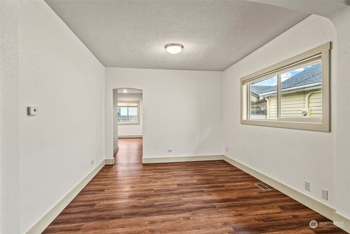 Property Photo: 501 Ash Street WA 98626