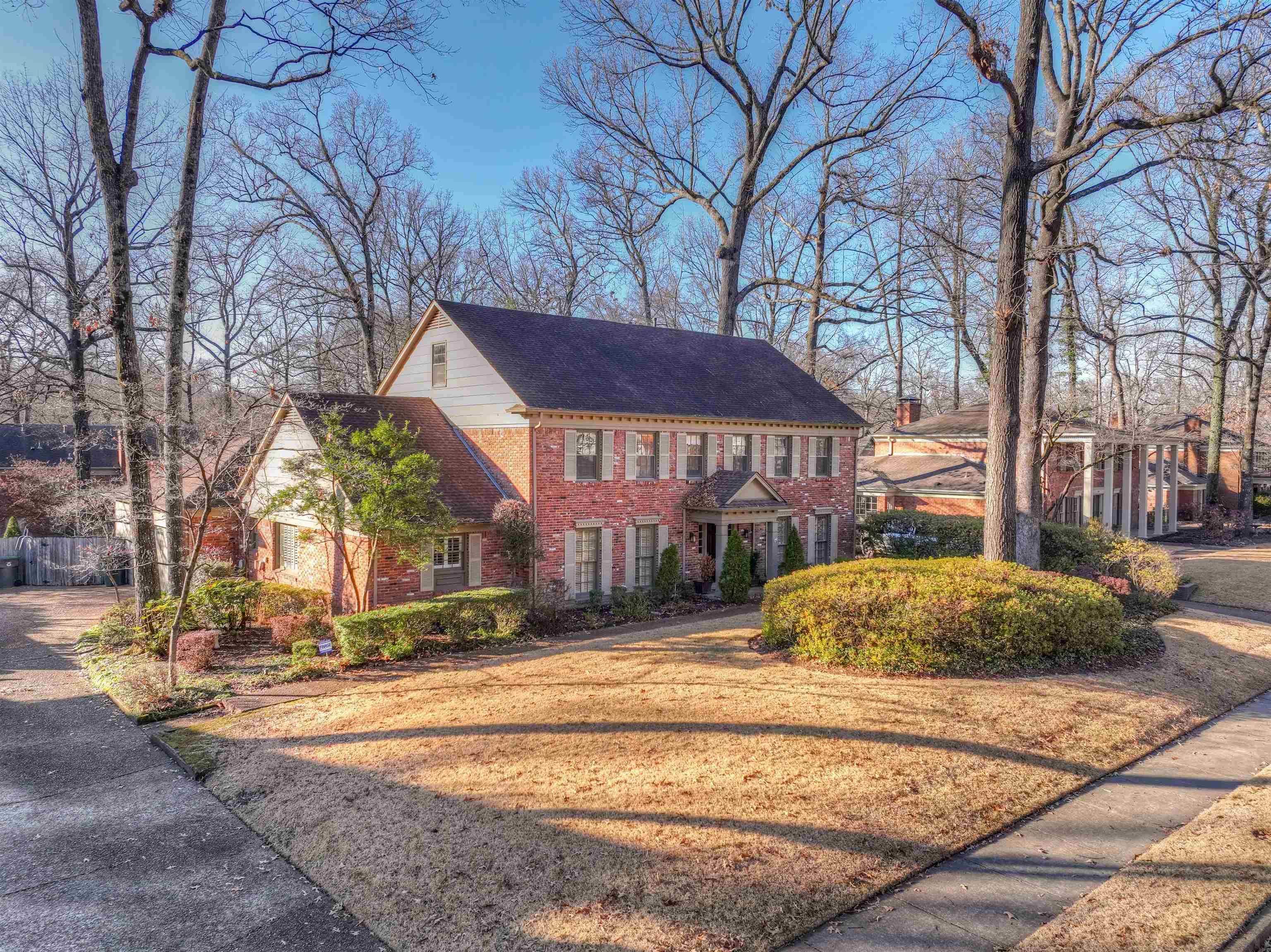 Property Photo:  2021 Old Oak Dr  TN 38119 