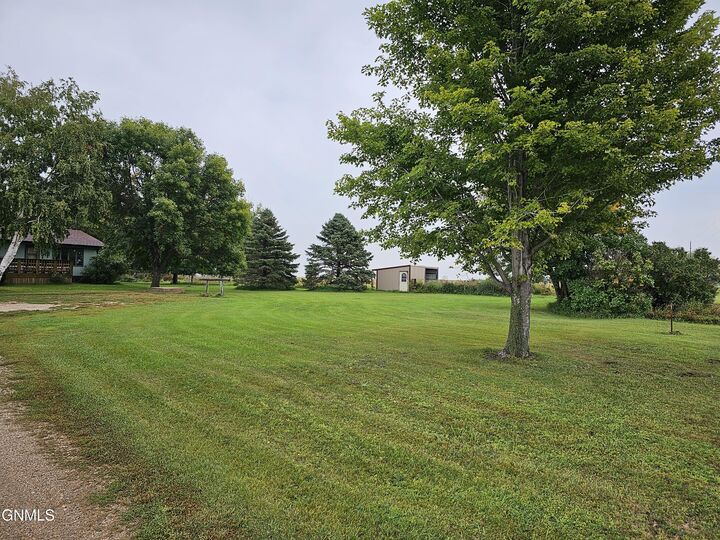 House for sale in Ellendale 9065 11, Ellendale, ND 58436