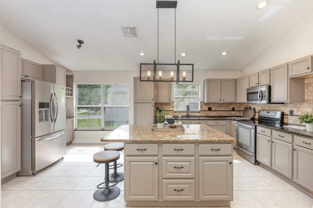 Property Photo:  16045 Blossom Hill Loop  FL 34714 