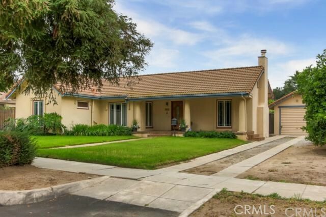 Property Photo:  940 Campus Avenue  CA 92374 