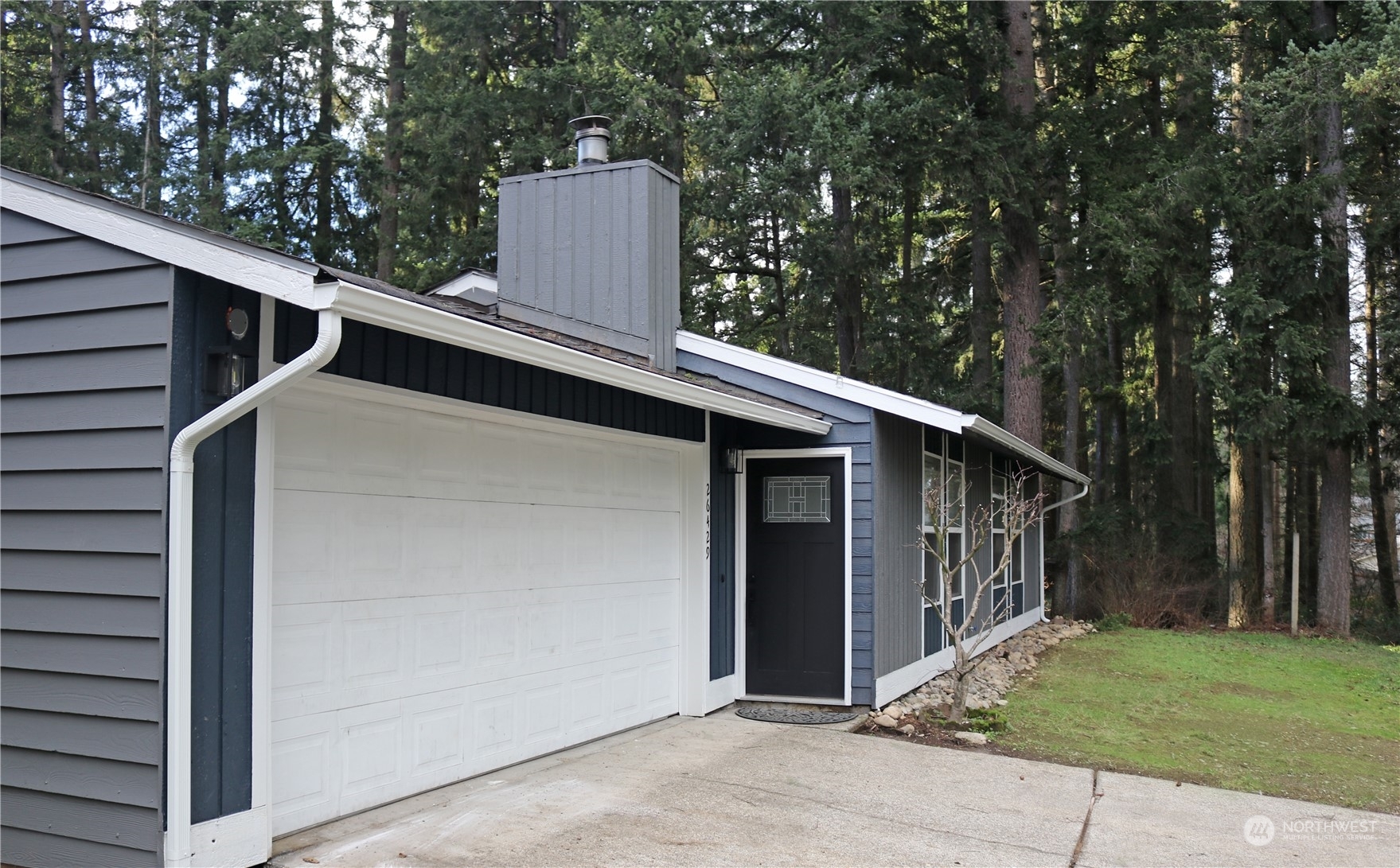 Property Photo:  26429 Timberlane Drive SE  WA 98042 