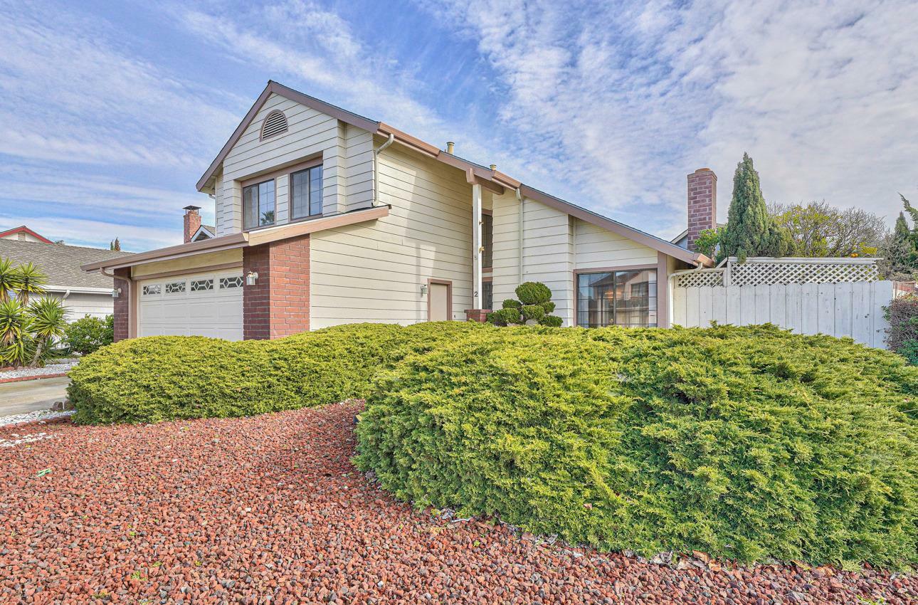 Property Photo:  2 Geary Circle  CA 93907 