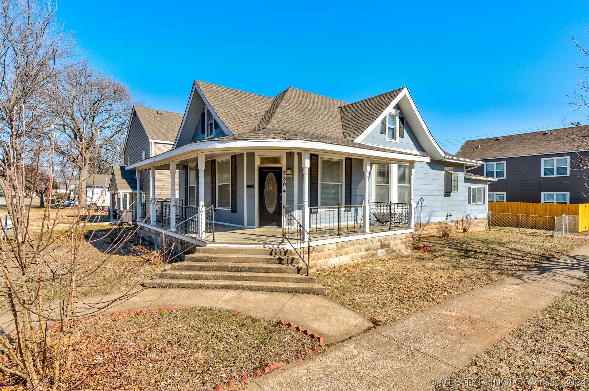 Property Photo:  730 S Shawnee Avenue  OK 74003 