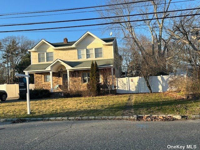 309 Aster Road  West Islip NY 11795 photo