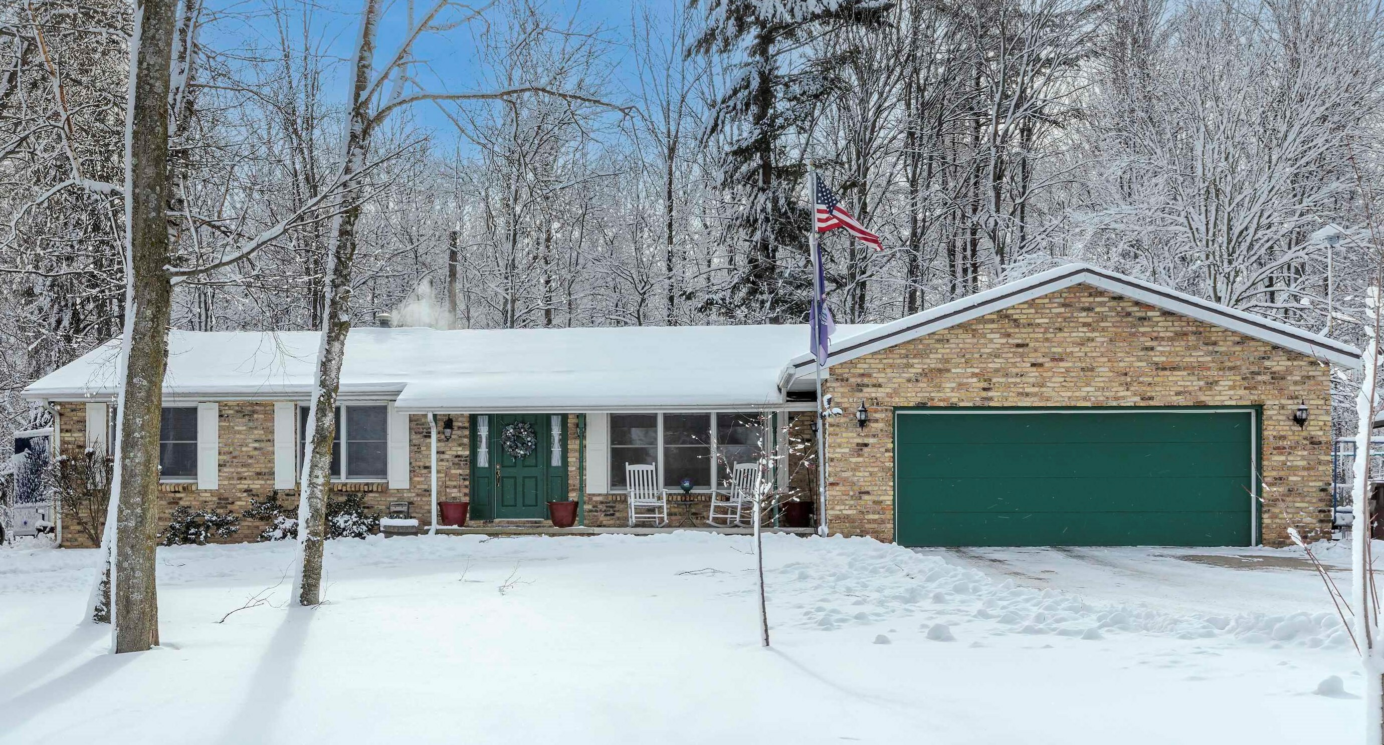 Property Photo:  1710 E Linwood  MI 48634 