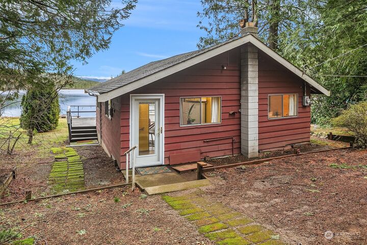 Property Photo:  30726  270th Avenue SE  WA 98010 