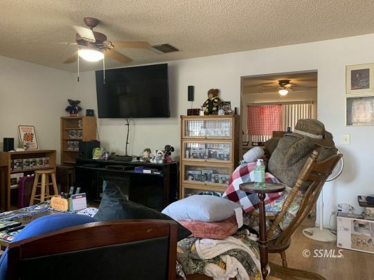 Property Photo:  800 W Atkins Ave  CA 93555 