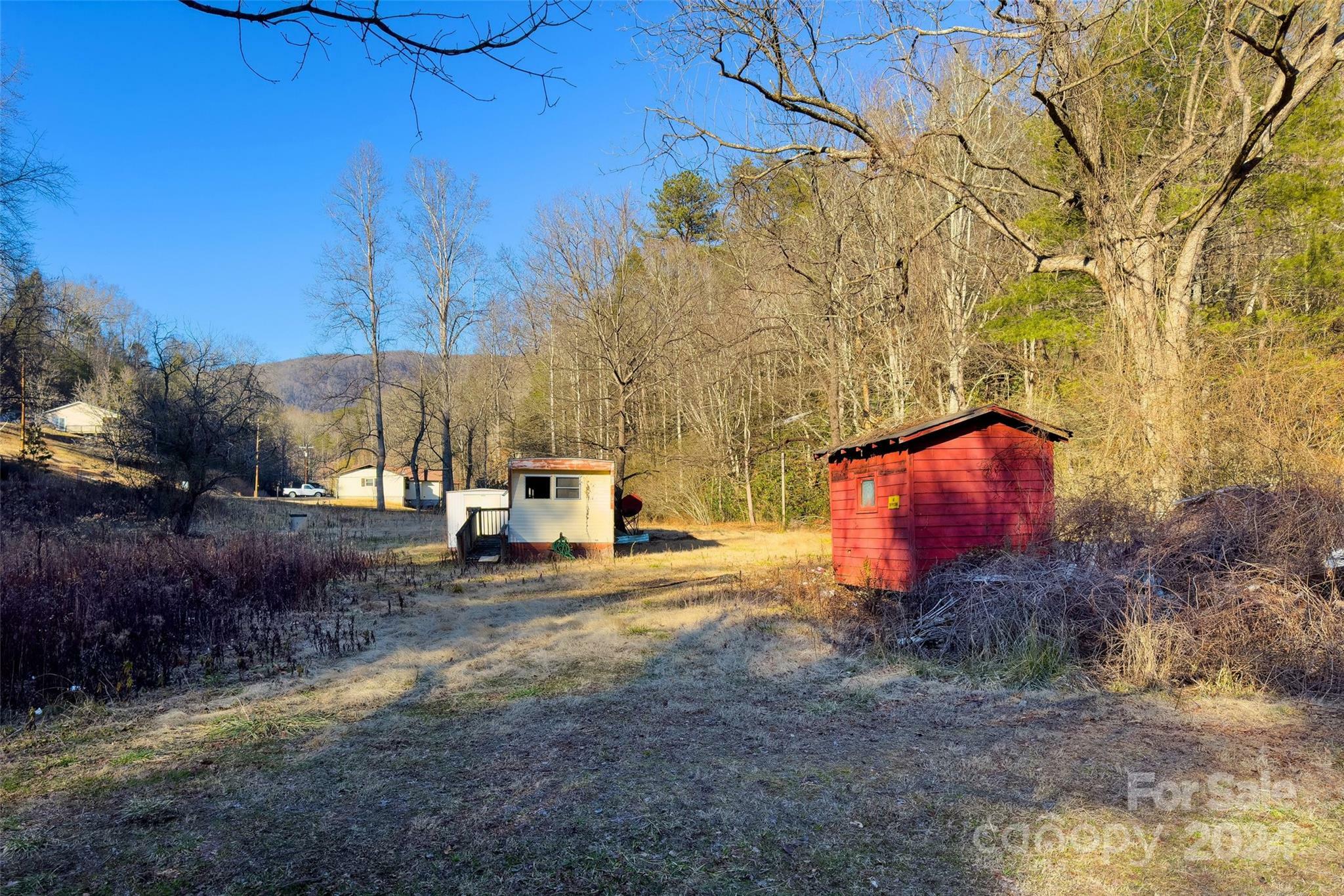 Property Photo:  1859 Mackey Creek Road  NC 28762 