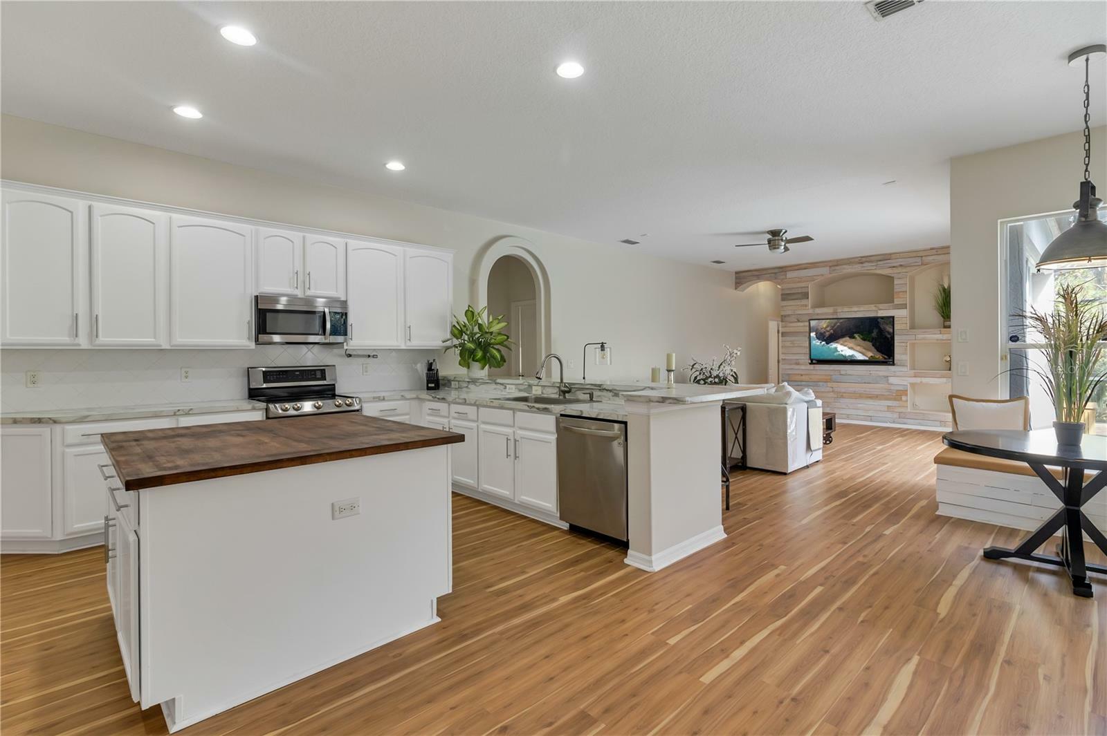 Property Photo:  9356 Lake Fischer Boulevard  FL 34734 