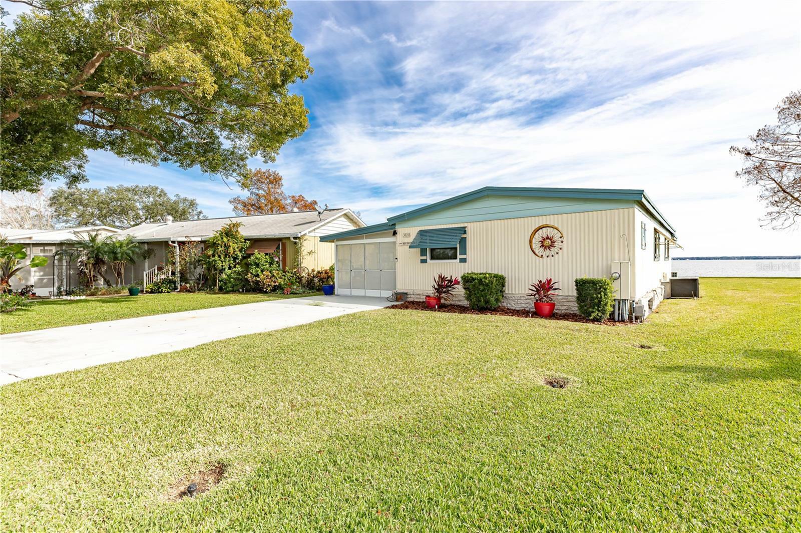 Property Photo:  34208 Island Drive  FL 34788 