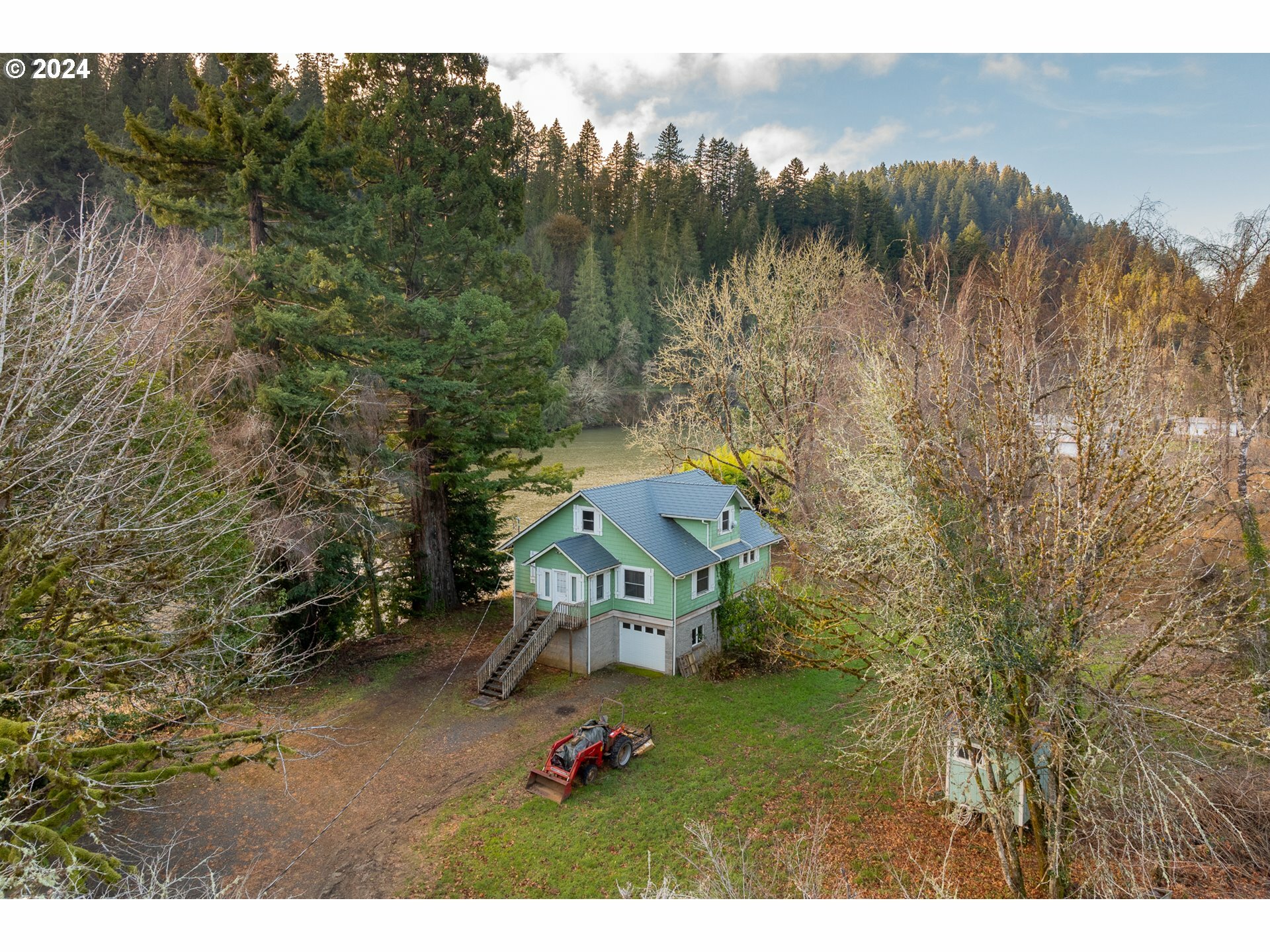 Property Photo:  9400 Highway 126  OR 97439 