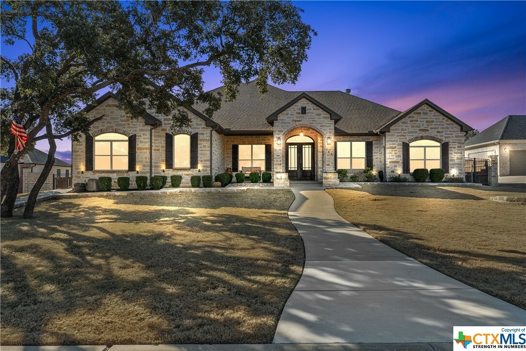 Property Photo:  701 Haymarket  TX 76502 