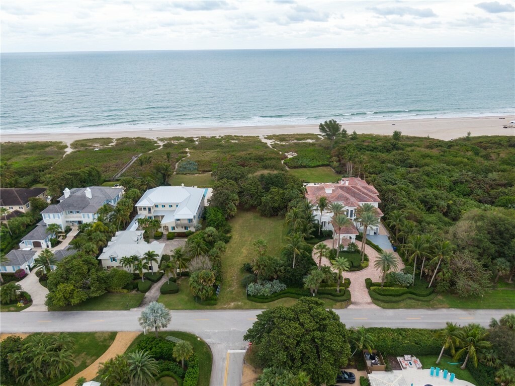 Property Photo:  1746 Ocean Drive  FL 32963 