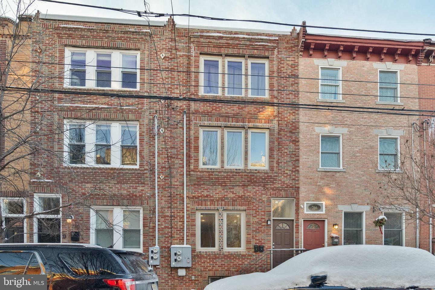 Property Photo: 768 S 15th Street 1 PA 19146