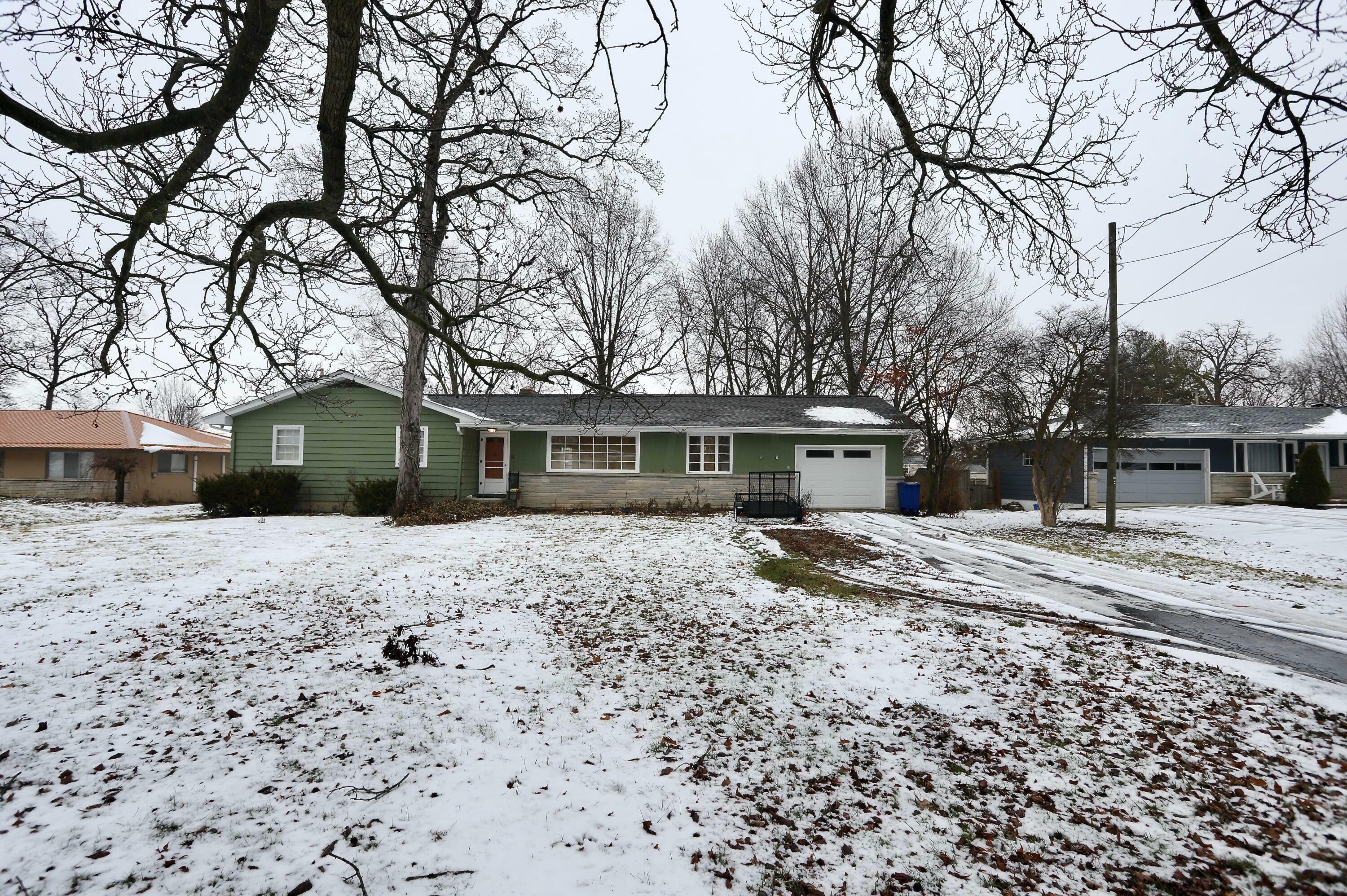 Property Photo:  354 Troy Road  OH 43015 