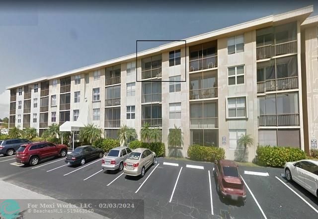 Property Photo:  4501 NE 21st Ave 406  FL 33308 