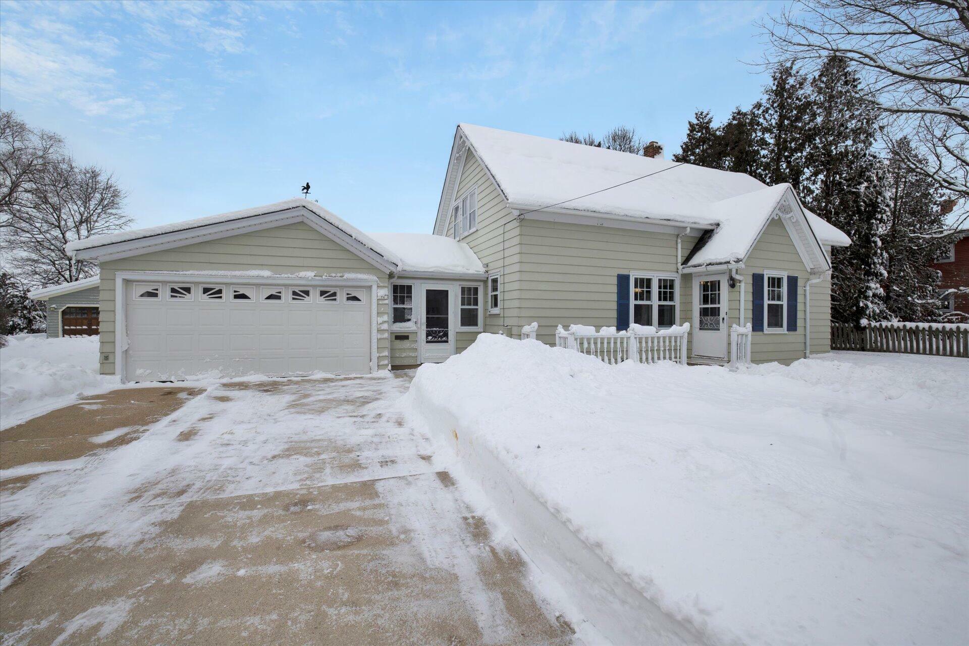 Property Photo:  1711 10th Ave  WI 53024 