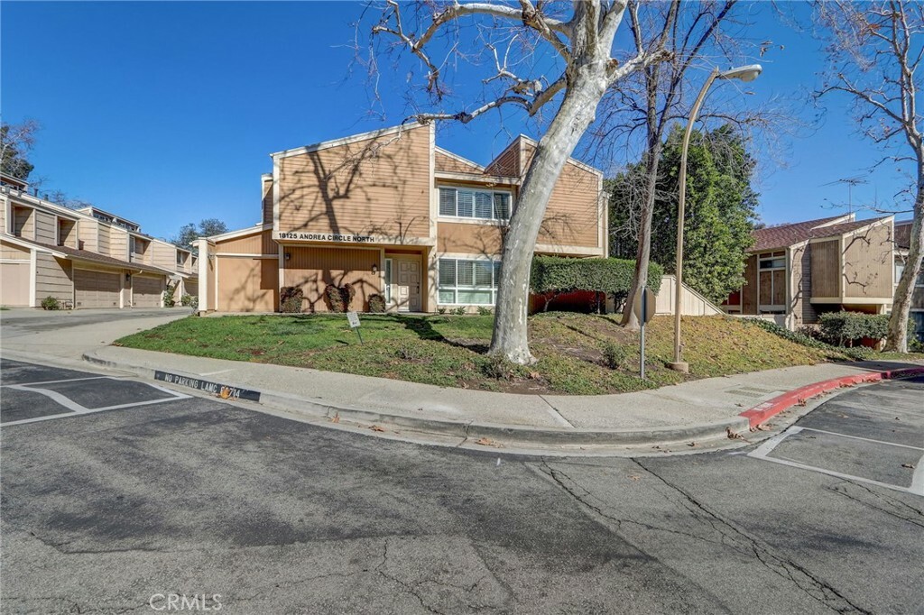 18125 Andrea Circle N 5  Northridge CA 91325 photo