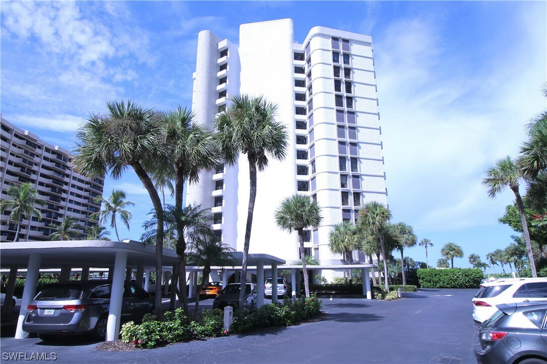 Property Photo:  4005 Gulf Shore Boulevard N 1105  FL 34103 