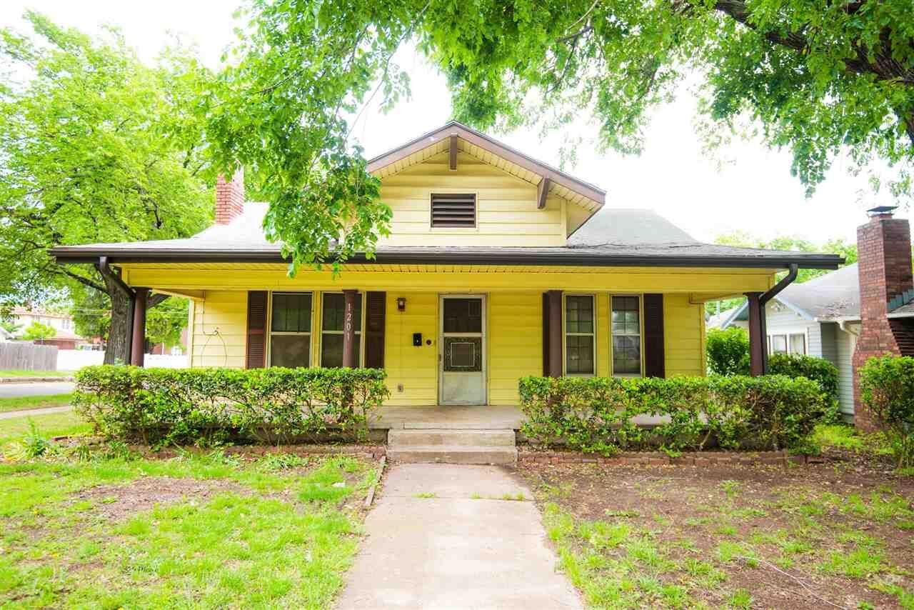 Property Photo:  1201 S 5th  OK 74601 