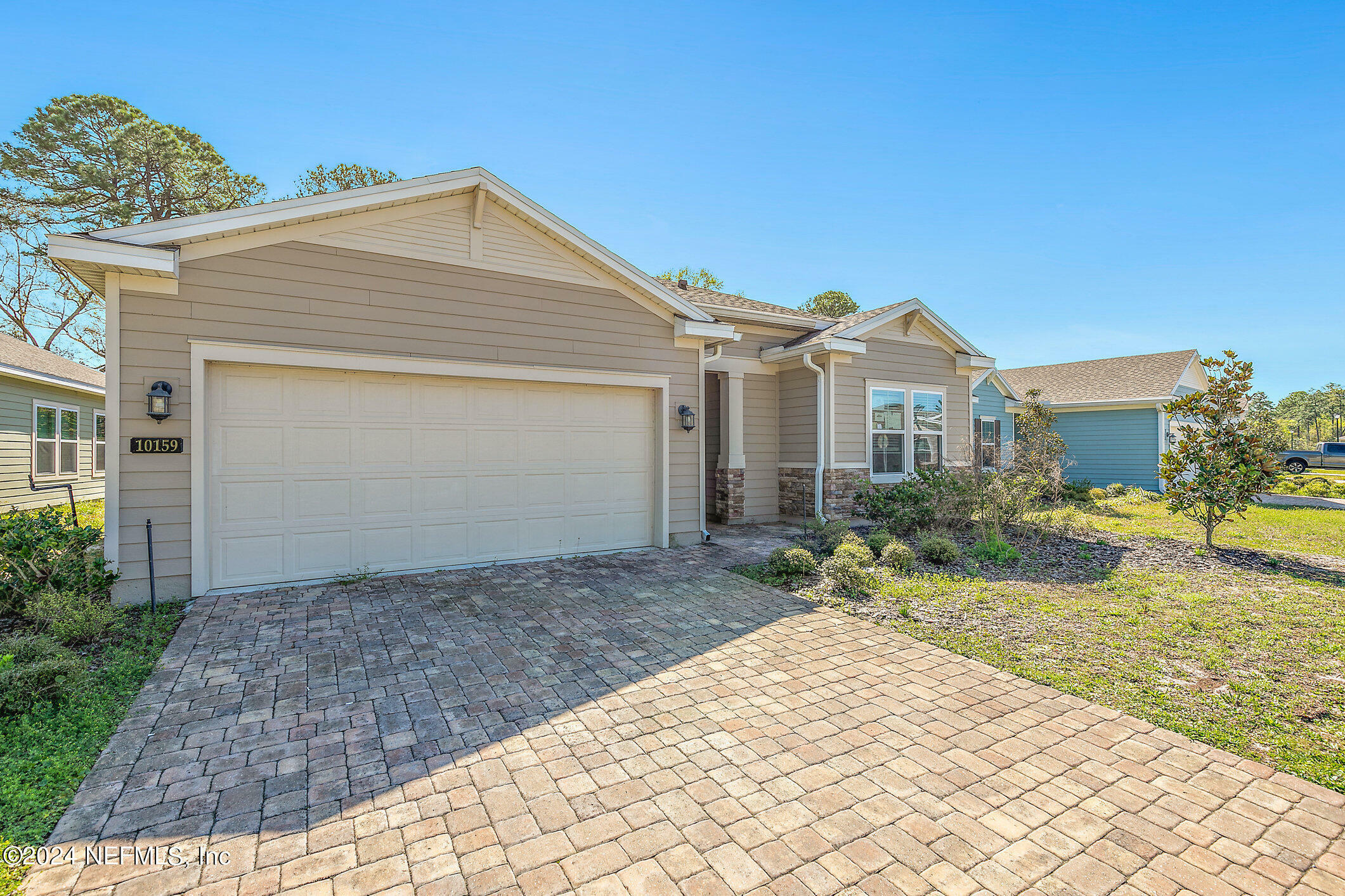 Property Photo:  10159 Nala Lane  FL 32218 