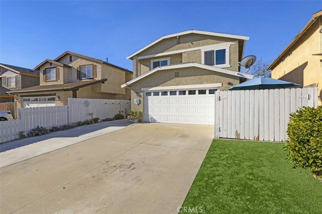 Property Photo:  1611 Burnside Avenue  CA 93004 