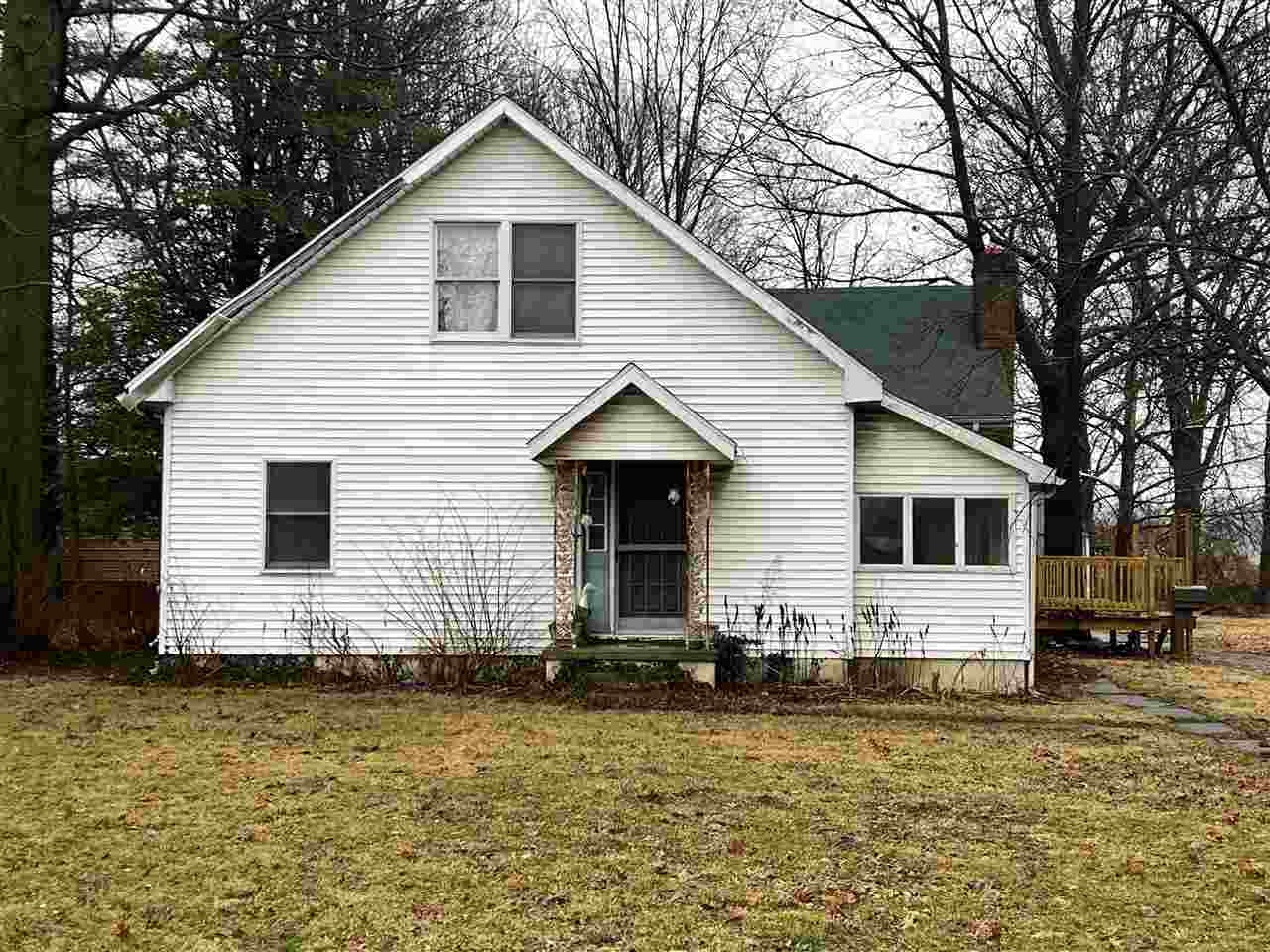 Property Photo:  1511 Middleboro Pike  IN 47374 