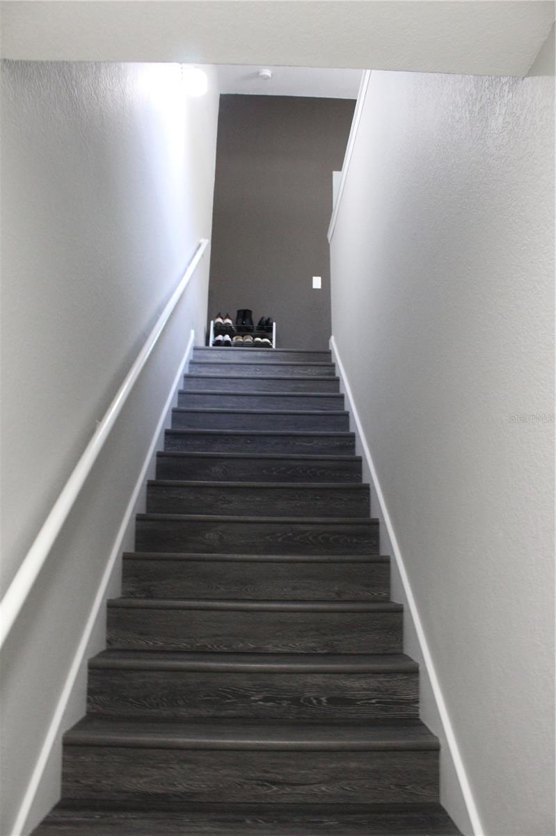 Property Photo: 8905 Manor Loop 202 FL 34202