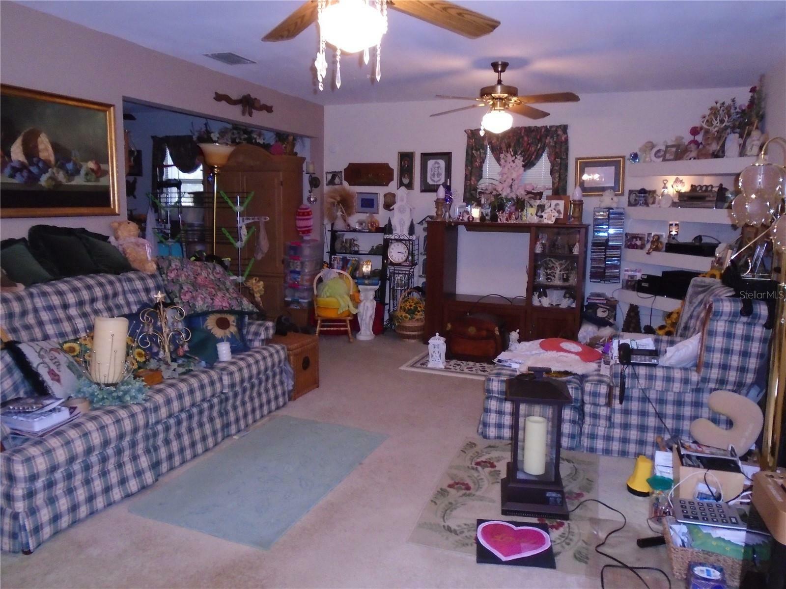 Property Photo:  6601 Lakeville Road  FL 32818 