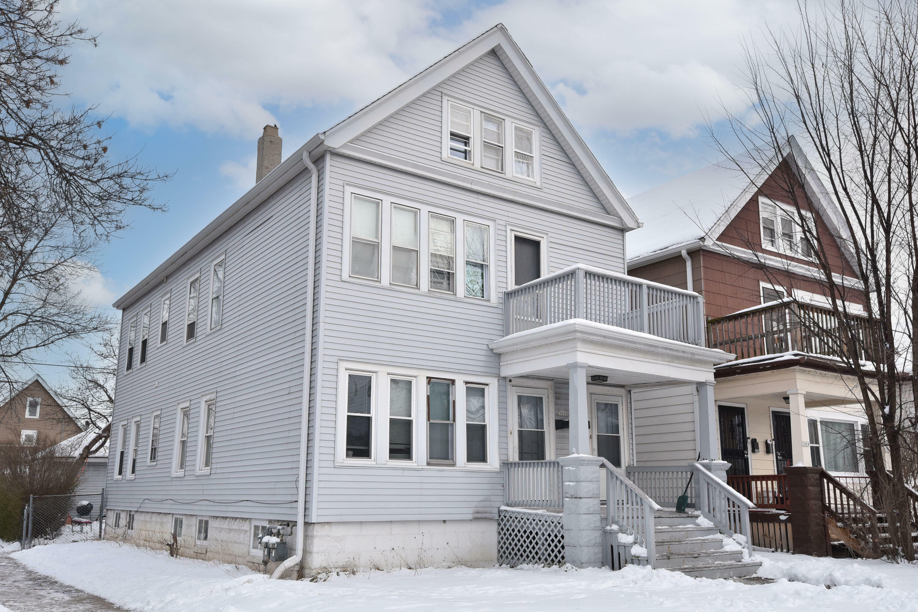 Property Photo:  3000 S 8th St 3002  WI 53215 