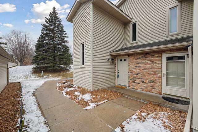 8840 Jasmine Lane  Eden Prairie MN 55344 photo